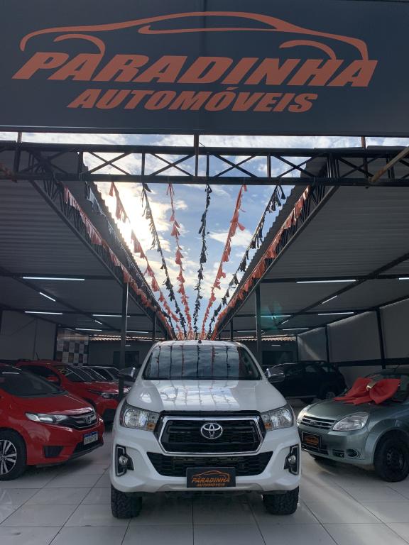 TOYOTA Hilux Caminhonete