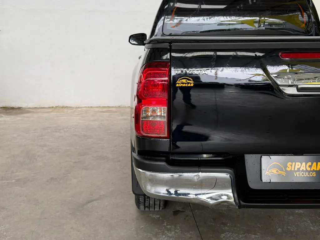 TOYOTA Hilux Caminhonete - Foto