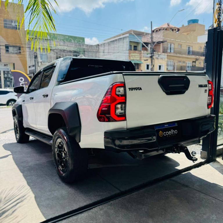 TOYOTA Hilux Caminhonete - Foto