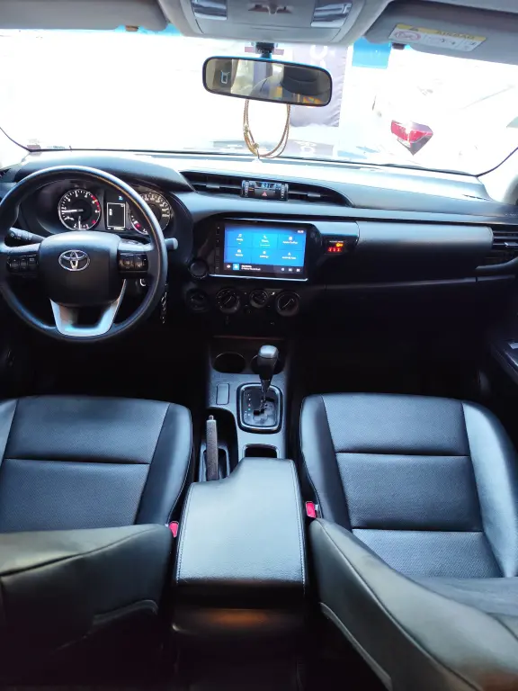 TOYOTA Hilux Caminhonete - Foto