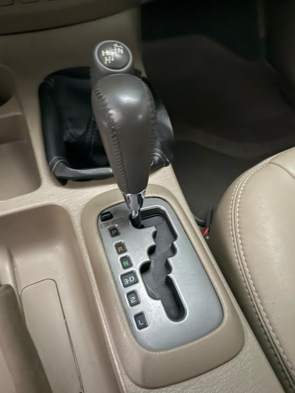 TOYOTA Hilux SW4 - Foto