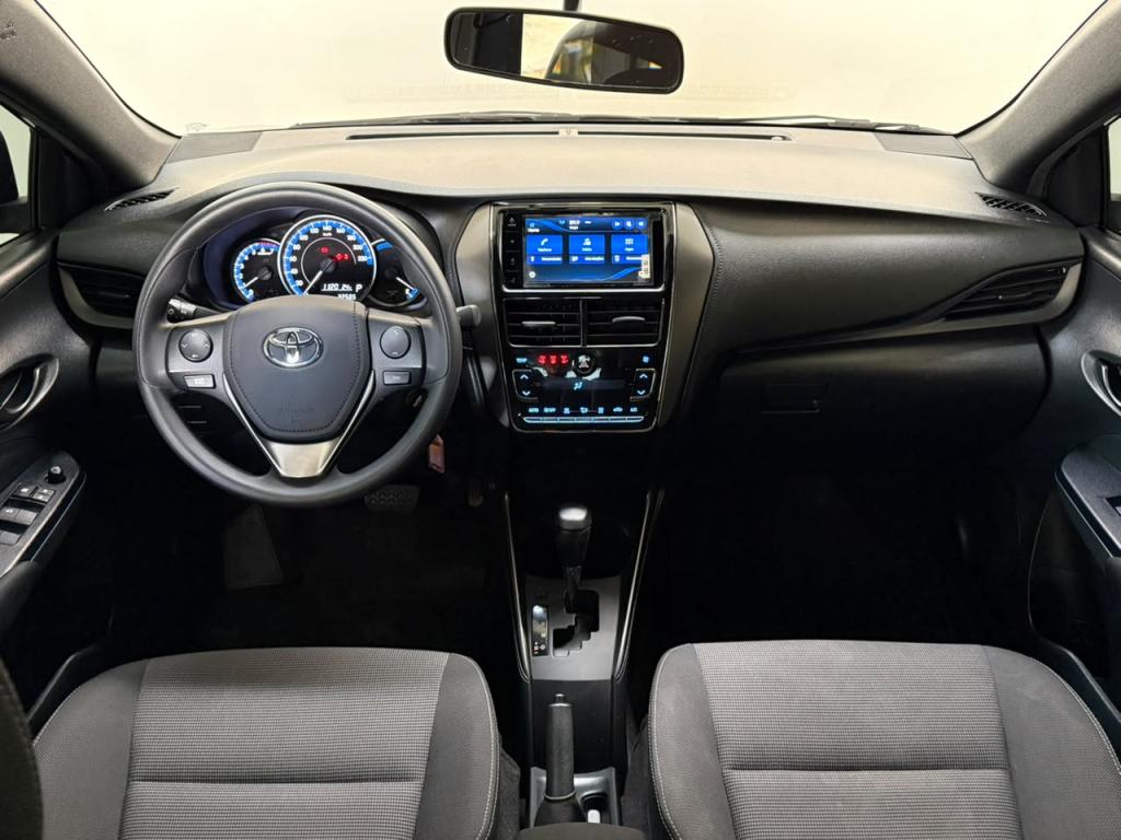 TOYOTA Yaris Hatch - Foto