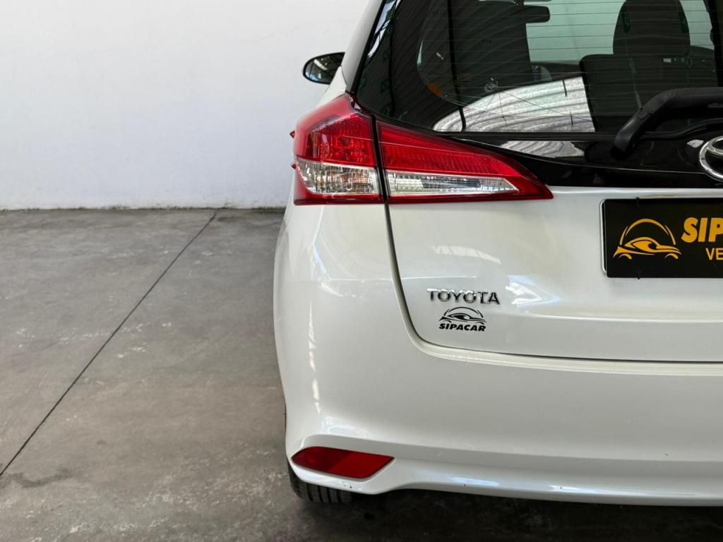 TOYOTA Yaris Hatch - Foto