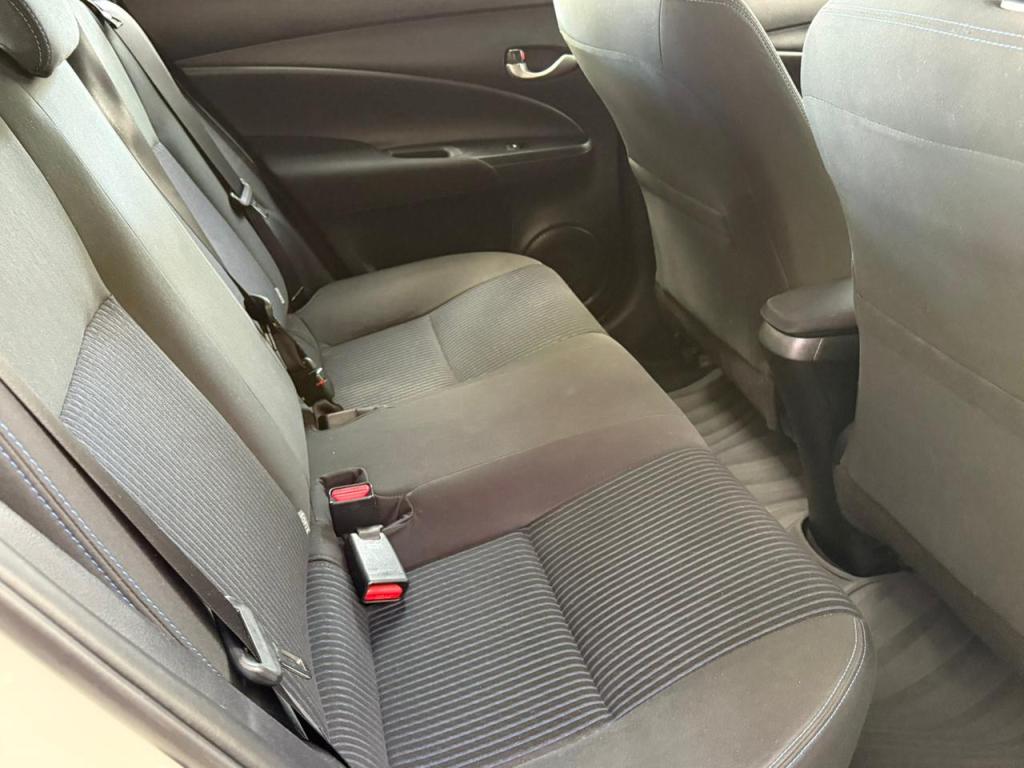 TOYOTA Yaris Hatch - Foto