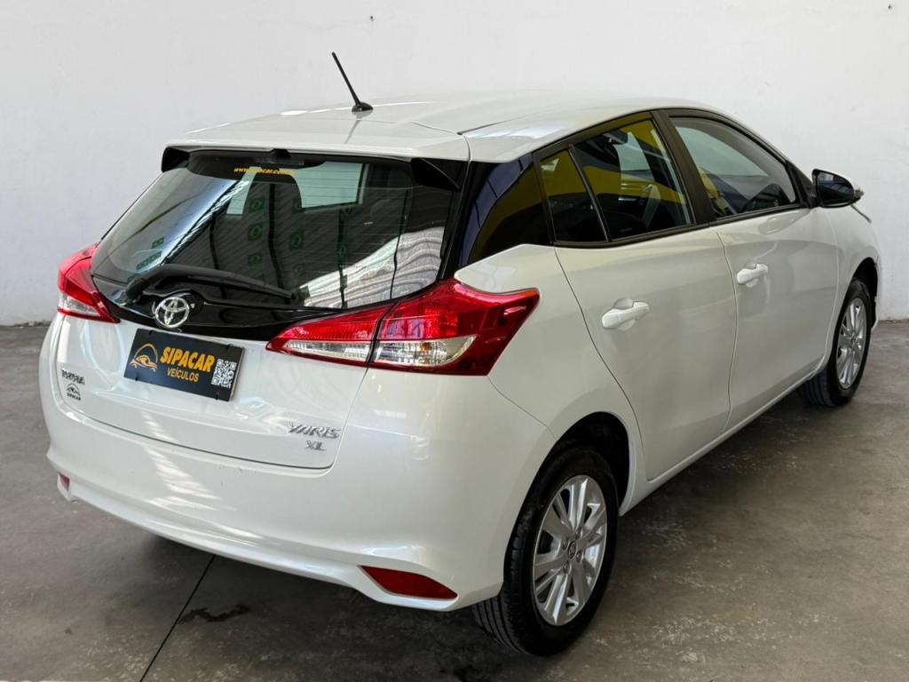 TOYOTA Yaris Hatch - Foto
