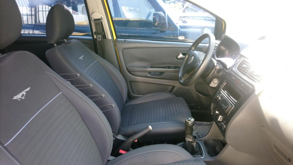 VOLKSWAGEN Crossfox - Foto
