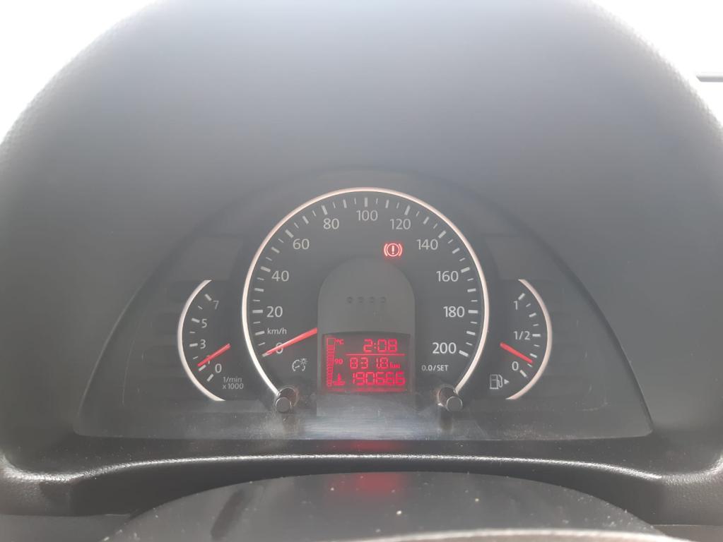 VOLKSWAGEN Fox - Foto