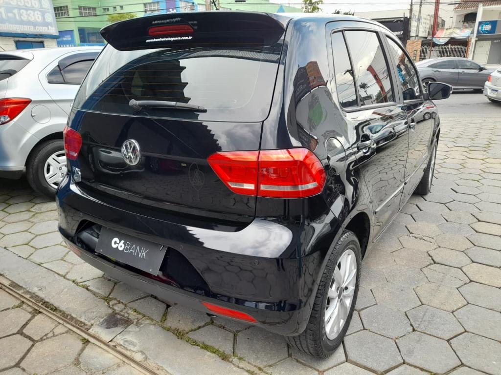 VOLKSWAGEN Fox - Foto