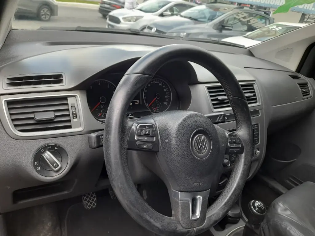 VOLKSWAGEN Fox - Foto