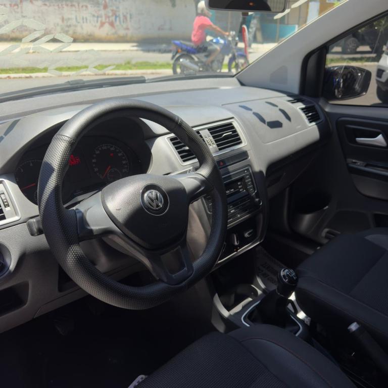 VOLKSWAGEN Fox - Foto