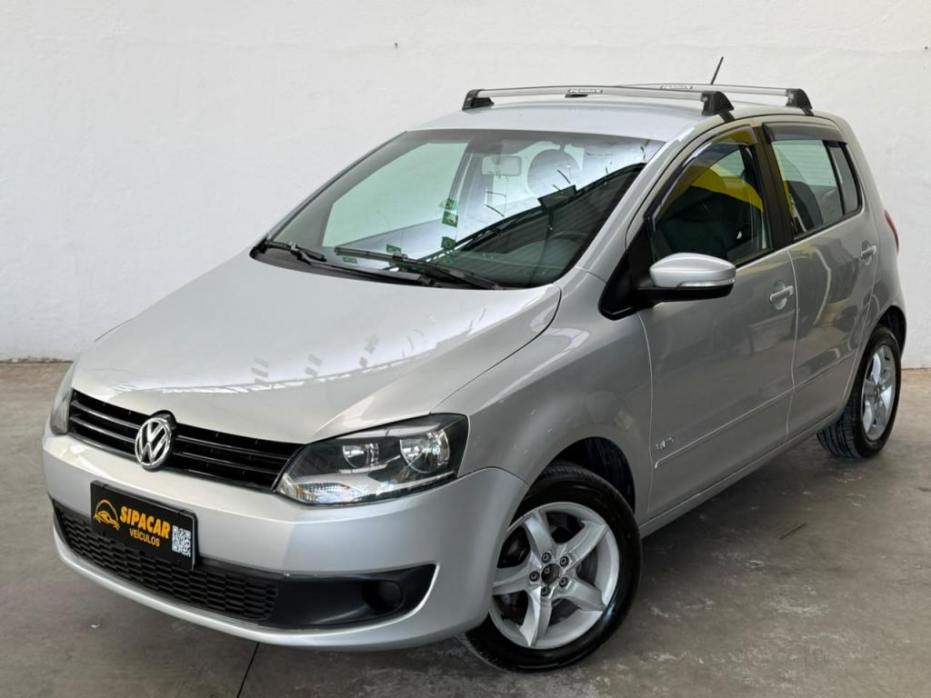 VOLKSWAGEN Fox - Foto