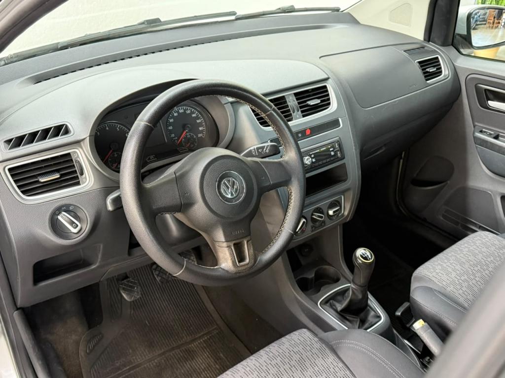 VOLKSWAGEN Fox - Foto