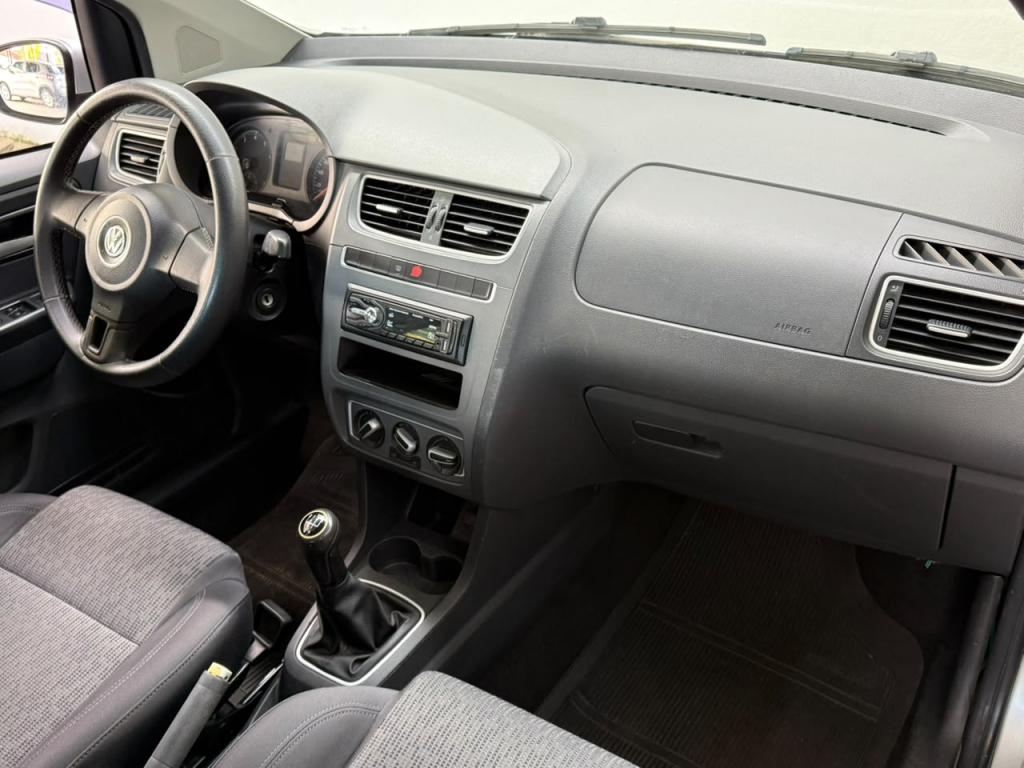 VOLKSWAGEN Fox - Foto