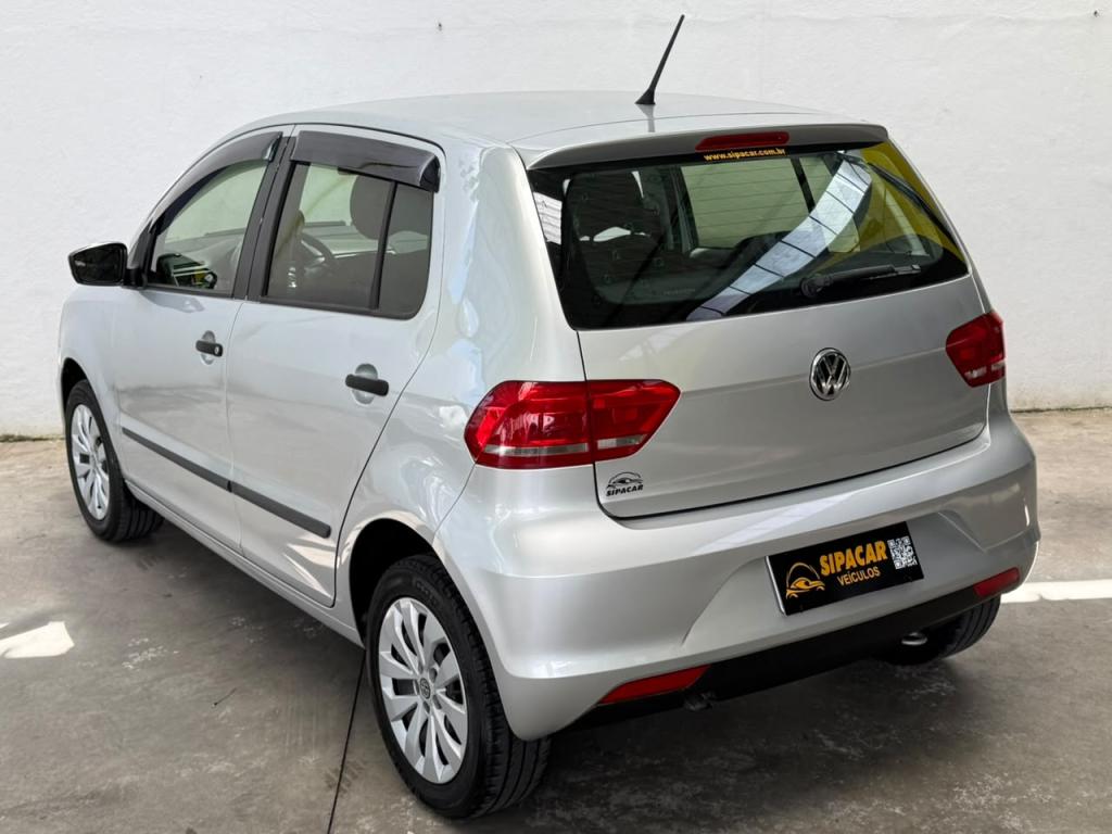 VOLKSWAGEN Fox - Foto