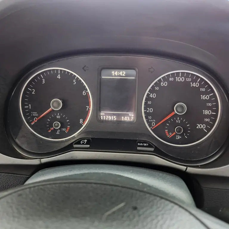 VOLKSWAGEN Fox - Foto