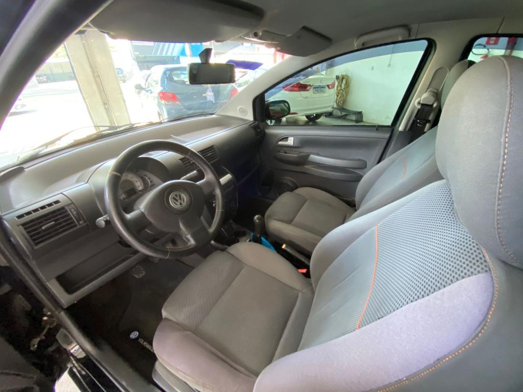 VOLKSWAGEN Fox - Foto