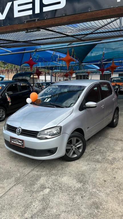 VOLKSWAGEN Fox - Foto