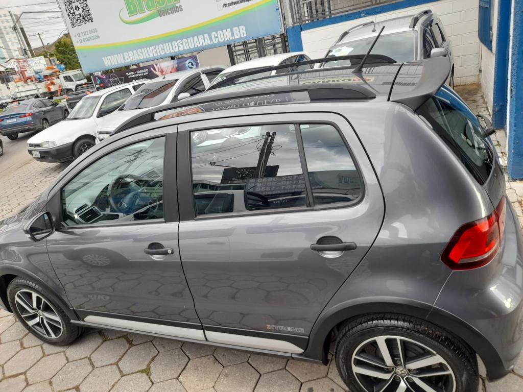 VOLKSWAGEN Fox - Foto