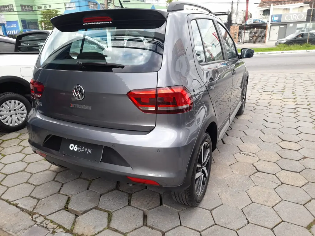 VOLKSWAGEN Fox - Foto