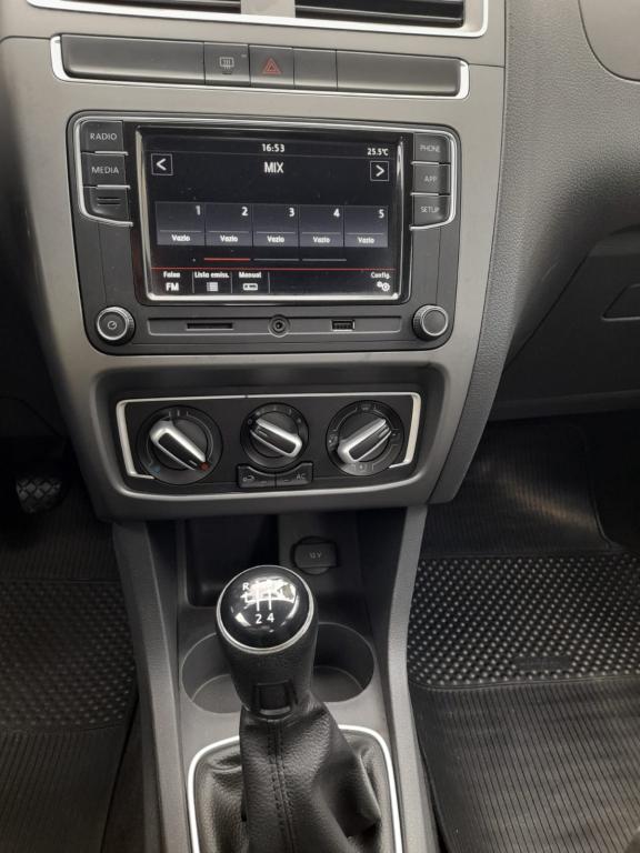 VOLKSWAGEN Fox - Foto