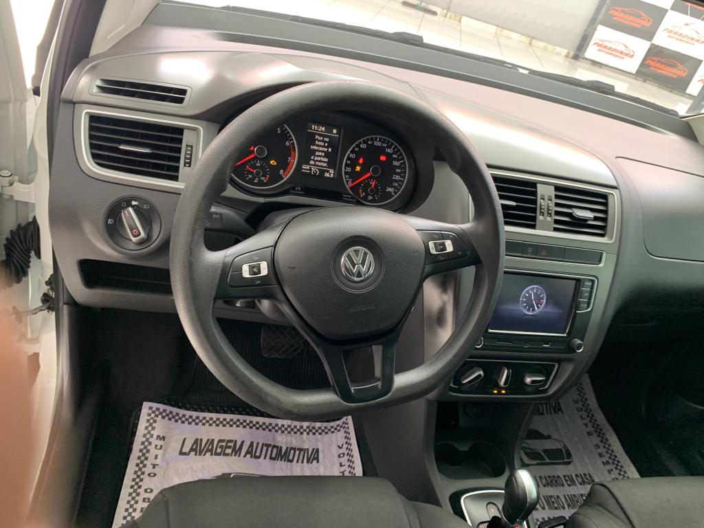 VOLKSWAGEN Fox - Foto