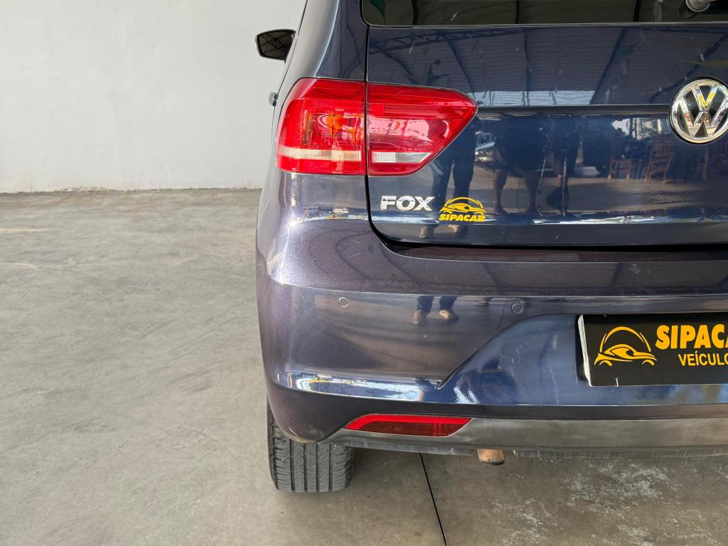 VOLKSWAGEN Fox - Foto