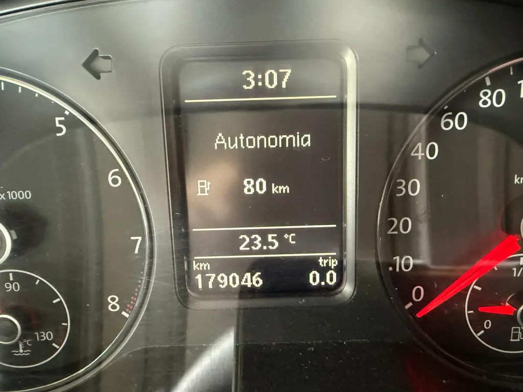 VOLKSWAGEN Fox - Foto