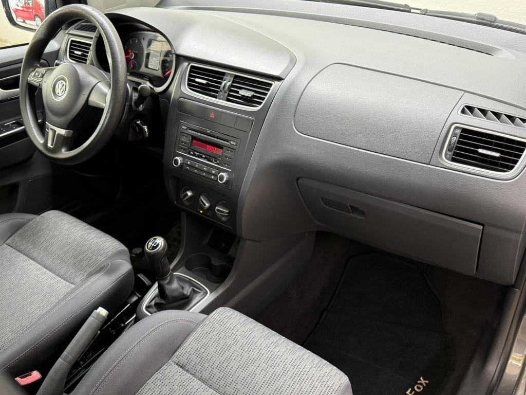 VOLKSWAGEN Fox - Foto