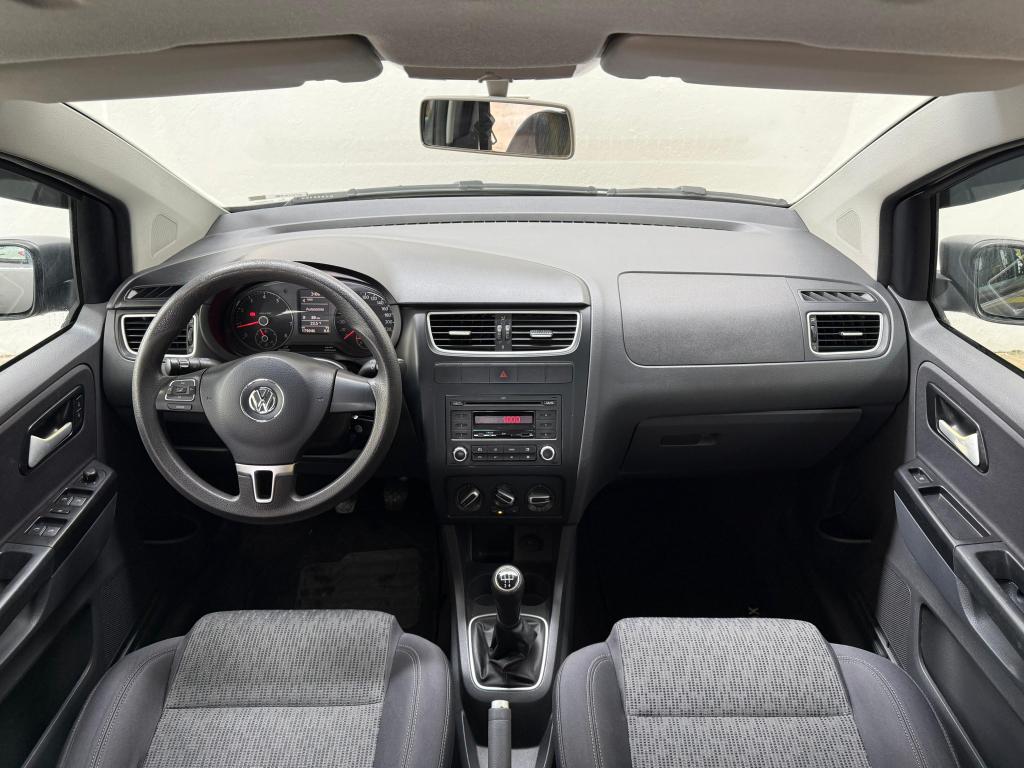 VOLKSWAGEN Fox - Foto