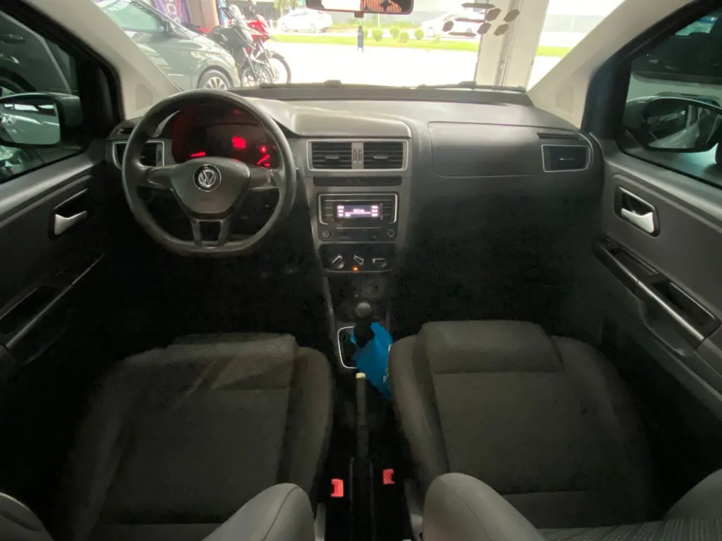 VOLKSWAGEN Fox - Foto