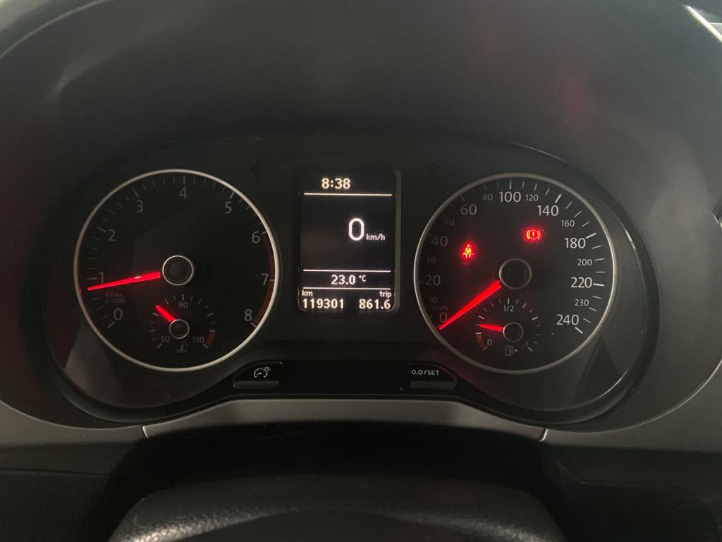 VOLKSWAGEN Fox - Foto