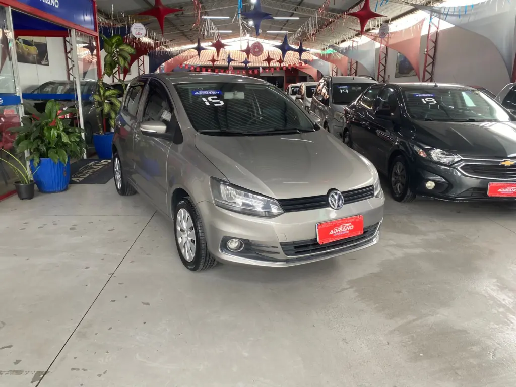 VOLKSWAGEN Fox - Foto