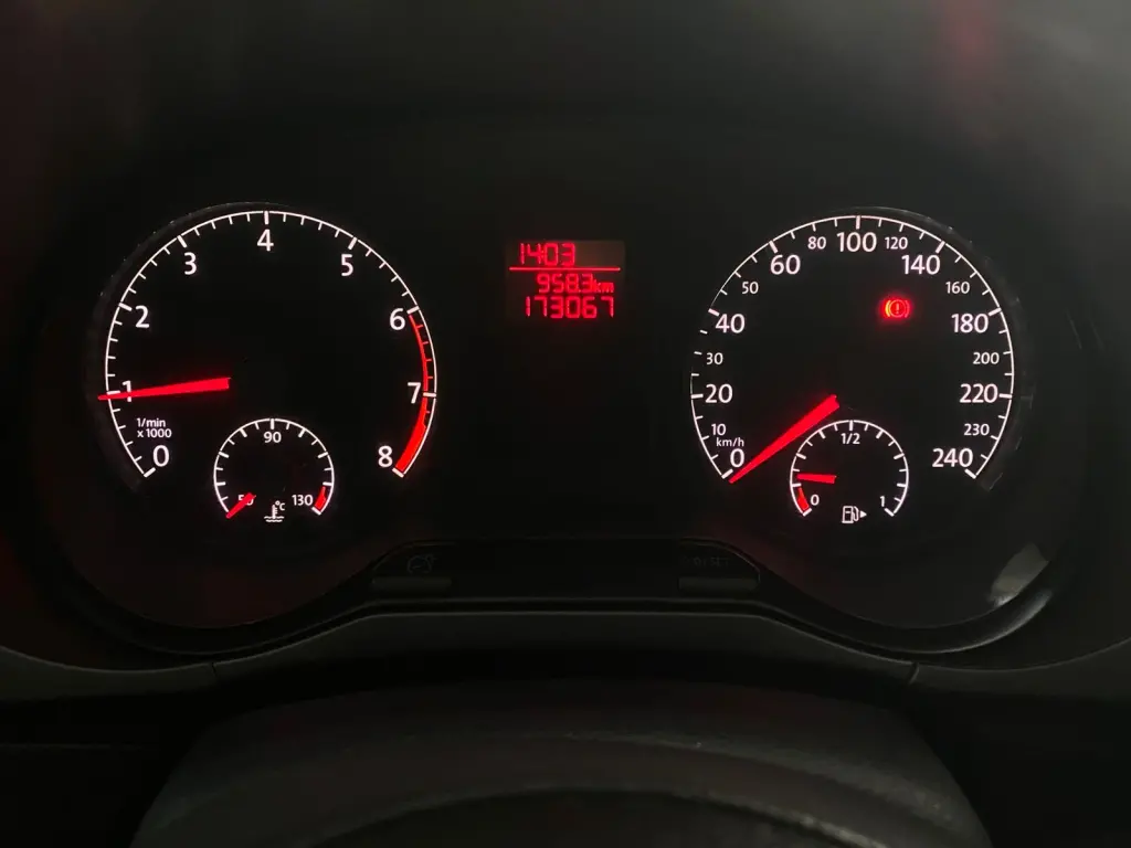 VOLKSWAGEN Fox - Foto