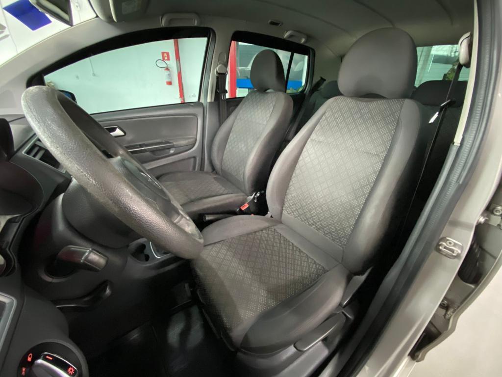 VOLKSWAGEN Fox - Foto