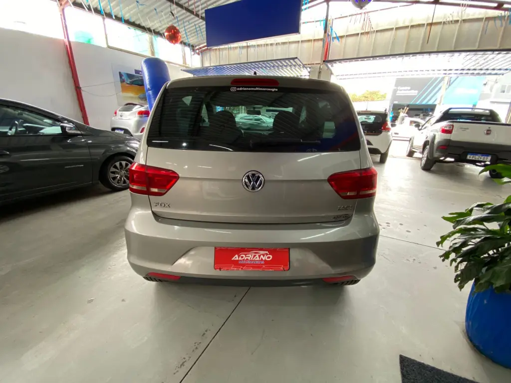 VOLKSWAGEN Fox - Foto