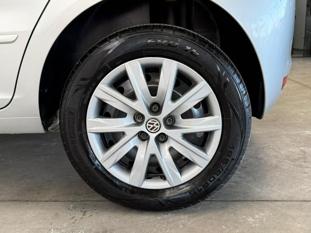 VOLKSWAGEN Fox - Foto