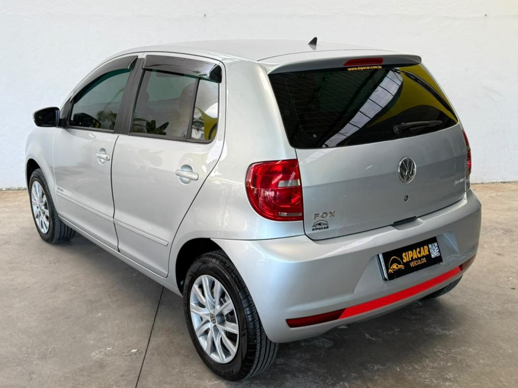 VOLKSWAGEN Fox - Foto