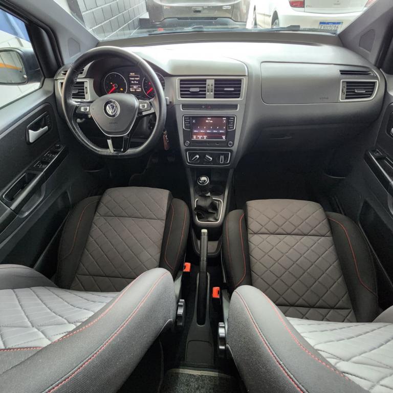 VOLKSWAGEN Fox - Foto
