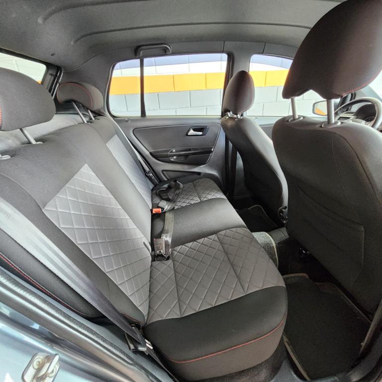 VOLKSWAGEN Fox - Foto