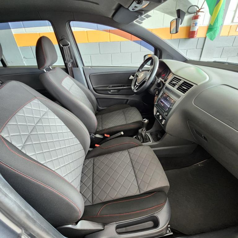 VOLKSWAGEN Fox - Foto