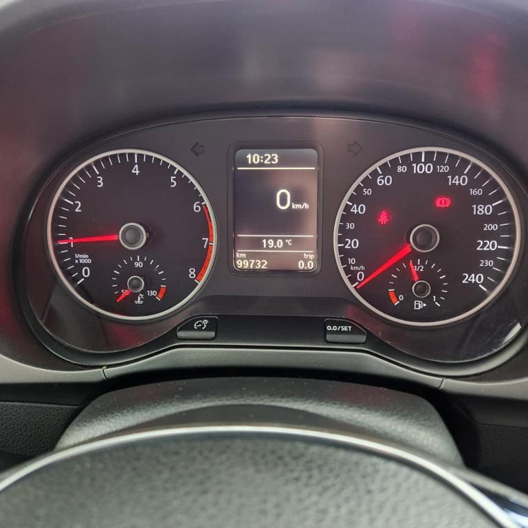 VOLKSWAGEN Fox - Foto
