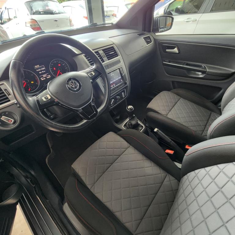 VOLKSWAGEN Fox - Foto