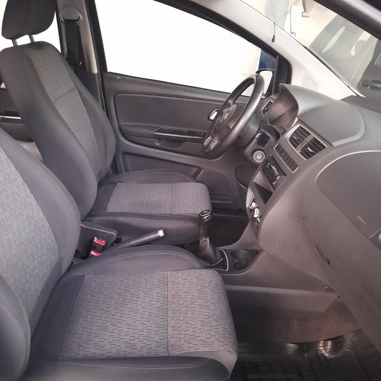 VOLKSWAGEN Fox - Foto