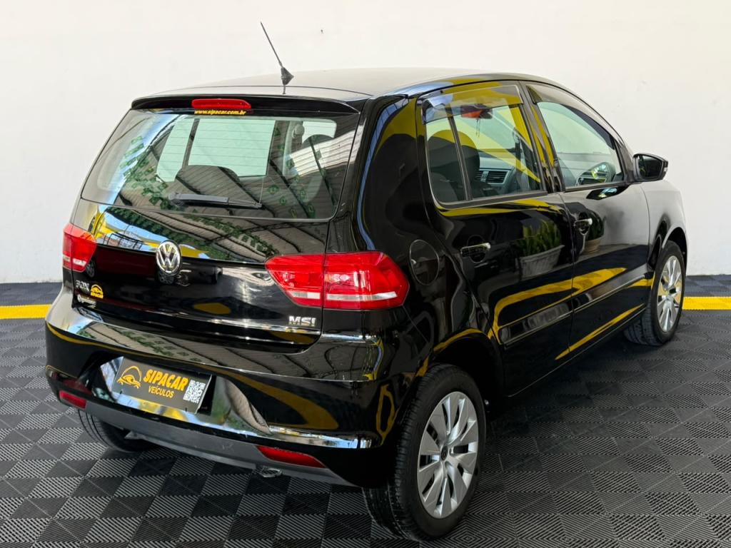VOLKSWAGEN Fox - Foto