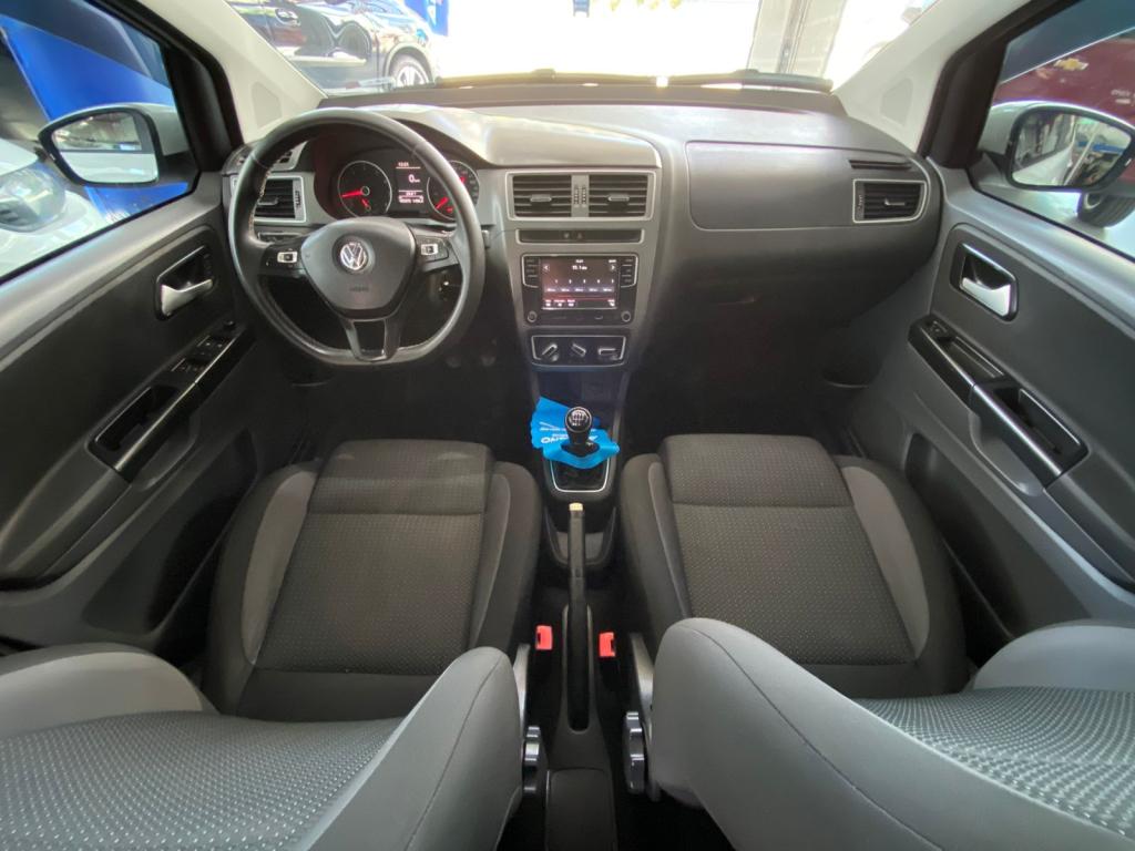 VOLKSWAGEN Fox - Foto