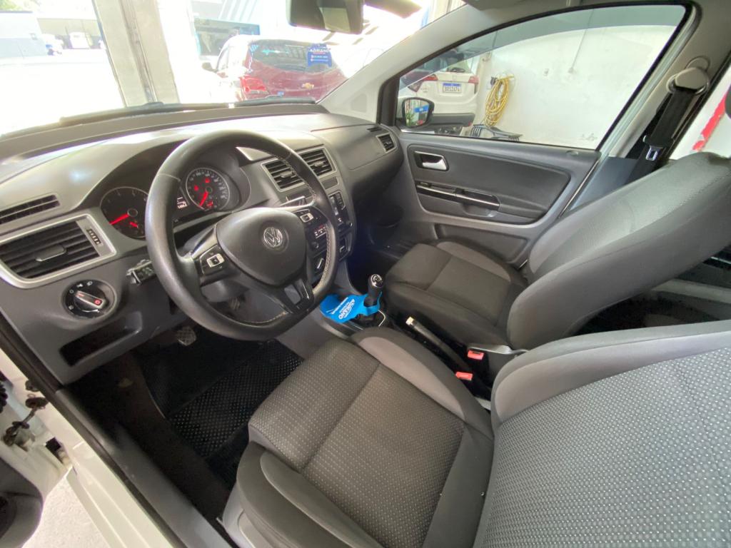 VOLKSWAGEN Fox - Foto