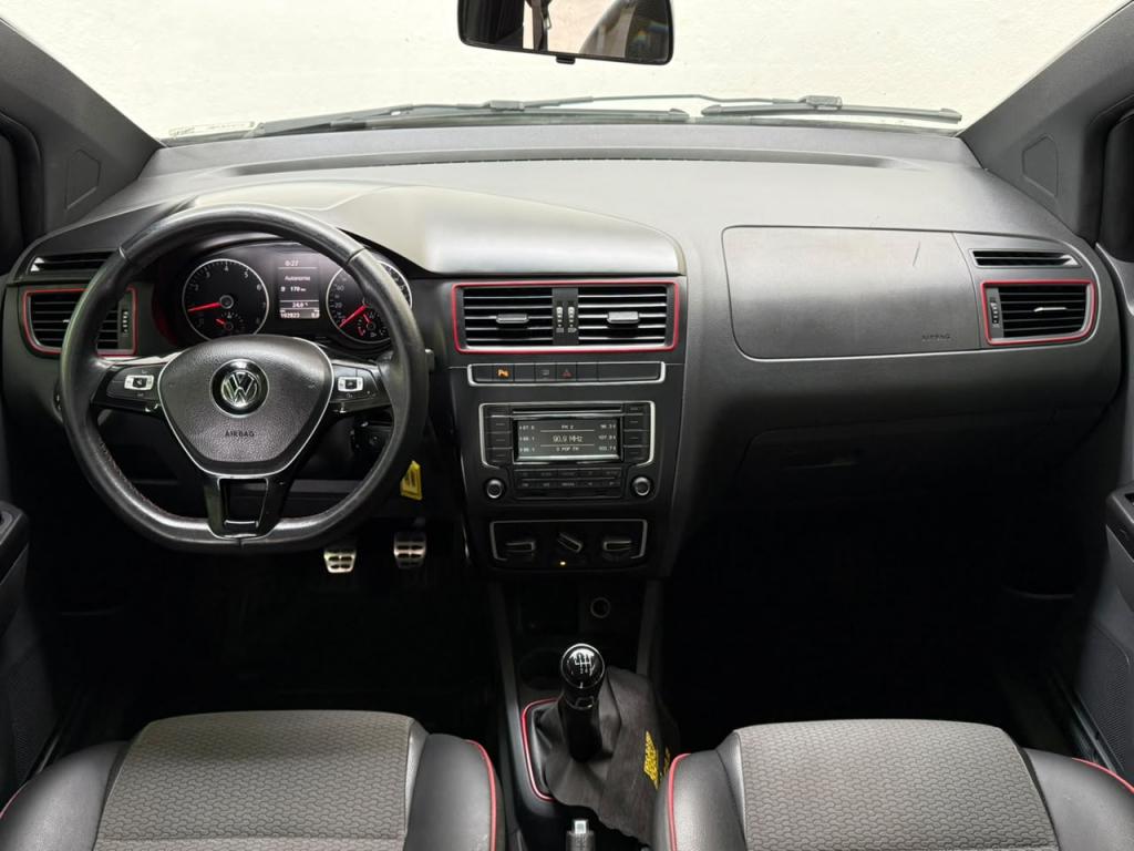 VOLKSWAGEN Fox - Foto