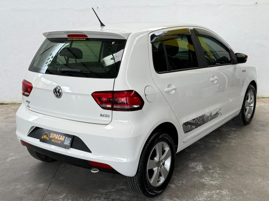 VOLKSWAGEN Fox - Foto