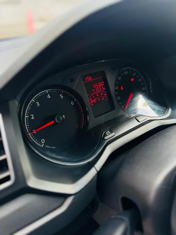 VOLKSWAGEN Gol - Foto