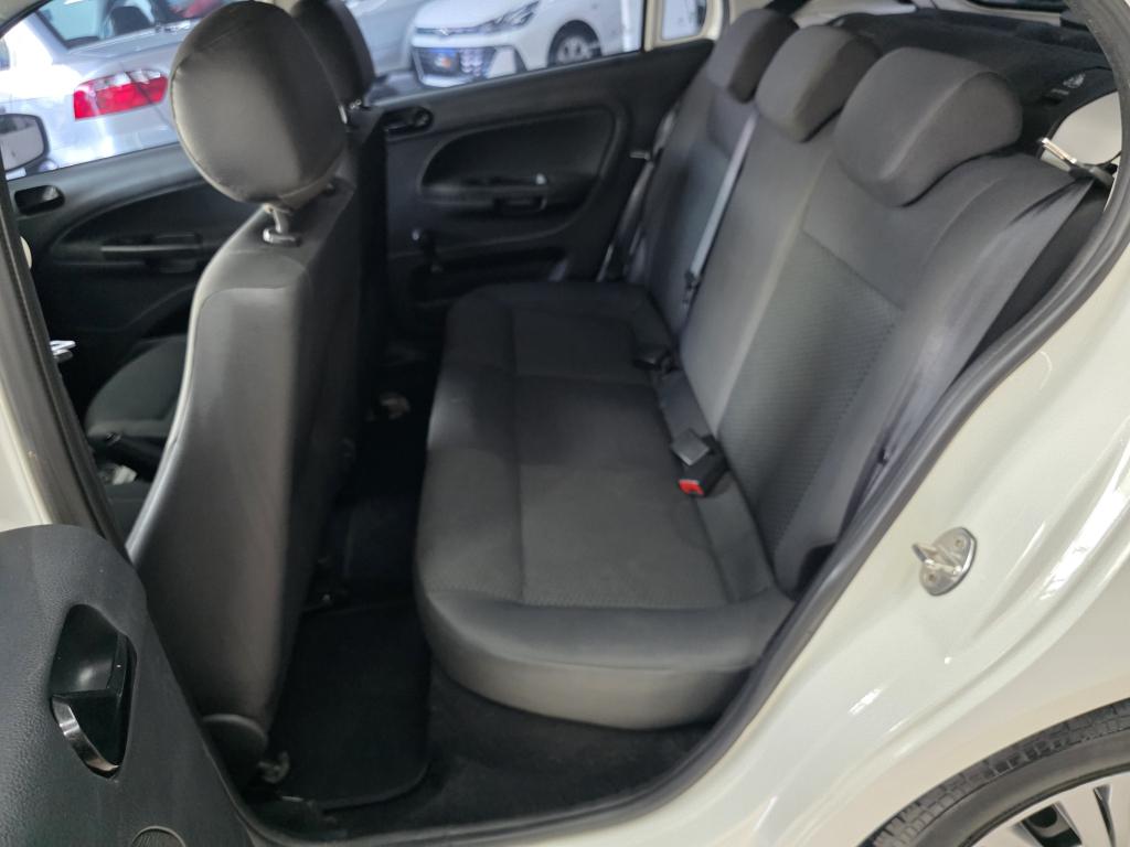 VOLKSWAGEN Gol - Foto